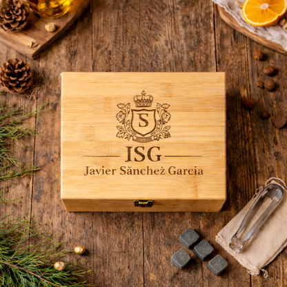 Set de Accesorios para Whisky con Caja de Bambú Personalizada – Regalo Premium