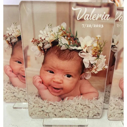 Detalle personalizado en metacrilato con foto para bautizos, comuniones y bodas