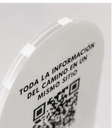 Tamaño del soporte de sobremesa con código QR personalizado